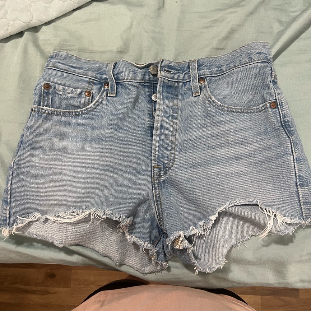Levi blue Jean 501 shorts